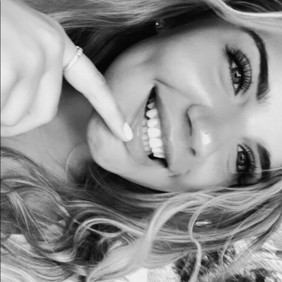 Meet your Posher, Morgan - Picture 2 of 4